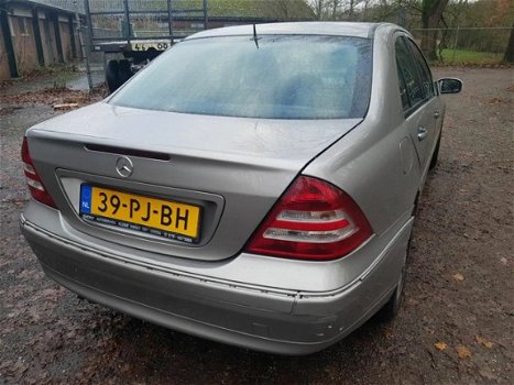 Mercedes-Benz C-klasse - 220 CDI Elegance /NAVI/CLIMA/ BJ 2004/ FACE LIFT MODEL/ EURO 3 - 1