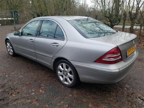 Mercedes-Benz C-klasse - 220 CDI Elegance /NAVI/CLIMA/ BJ 2004/ FACE LIFT MODEL/ EURO 3 - 1