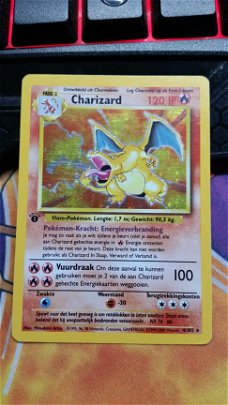 Charizard  4/102 Holo 1ste editie ip  Base Set licht-gebruik