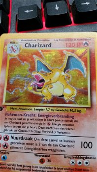 Charizard 4/102 Holo 1ste editie ip Base Set licht-gebruik - 7