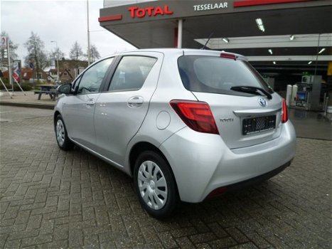 Toyota Yaris - 1.5 Hybrid Rijklaarprijs1e eigenaar Navi - 1