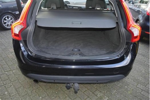 Volvo V60 - 1.6 D2 Kinetic Aut. Nette auto - 1