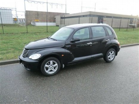 Chrysler PT Cruiser - 2.4i Classic - 1