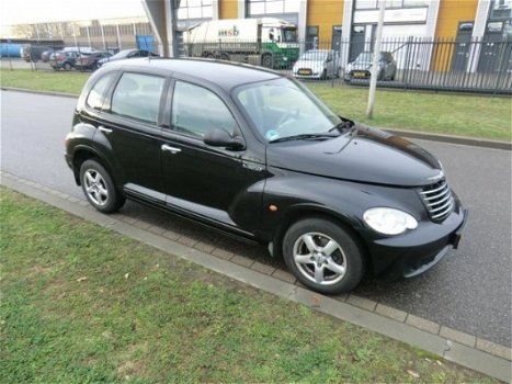 Chrysler PT Cruiser - 2.4i Classic - 1