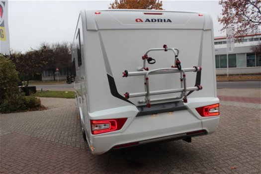 Adria Coral Plus S 670 SL met ALDE verwarming - 4