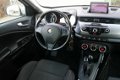 Alfa Romeo Giulietta - 1.4 T Distinctive Clima Navi Cruise PDC LMV Trekhaak - 1 - Thumbnail