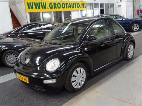 Volkswagen New Beetle - 2.0 Highline Airco Nap 182153km - 1