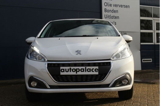 Peugeot 208 - 1.2 82pk Signature NETTO DEAL KORTING |AIRCO|CRUISE|NAVI| - 1