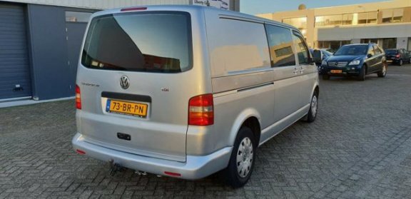 Volkswagen Transporter - 1