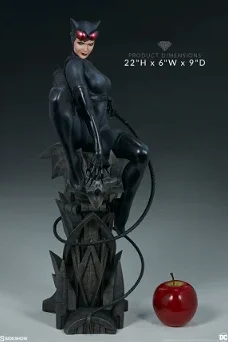 Sideshow Collectibles Catwoman Premium Format
