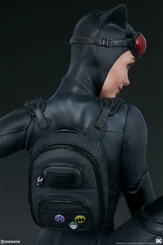 Sideshow Collectibles Catwoman Premium Format - 3