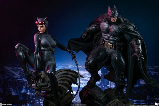 Sideshow Collectibles Catwoman Premium Format - 4