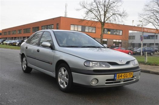 Renault Laguna - 1.6-16V RXI CLIMA/ELEKTR. PAKKET NETTE STAAT - 1