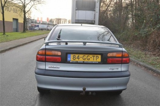 Renault Laguna - 1.6-16V RXI CLIMA/ELEKTR. PAKKET NETTE STAAT - 1