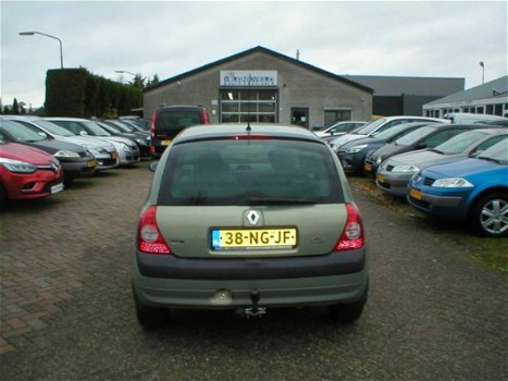 Renault Clio - 1.6-16V Initiale 5 DRS - 1