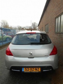 Peugeot 308 - 1.6 THP XT / NAP / Climma / Panoramadak / Parkeersensoren Voor en Achter - 1