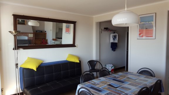 De Panne Appartement 3 slpk.- 2 badk.- 6/8 pers.- Zeedijk 38 Res. Castellamare 2° Verd. - FRONTAAL - 3