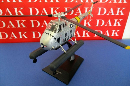 Sikorsky helicopter H-19 USA 1:72 Atlas - 1