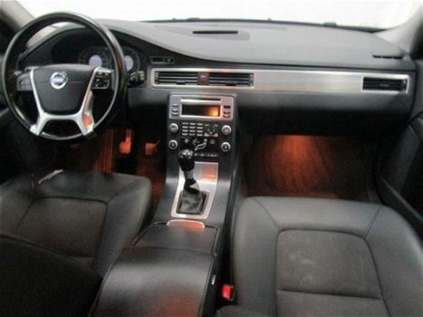 Volvo V70 - 1.6D DRIVe Kinetic Clima Trekhaak BTW AUTO - 1
