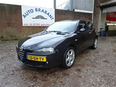 Alfa Romeo 147 - 1.6 T.Spark Distinctive - 1