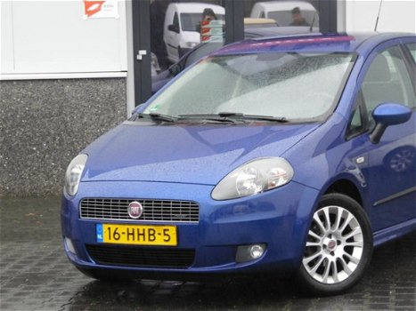 Fiat Grande Punto - 1.4-16V Racing CLIMATE APK 2019 (bj2008) - 1