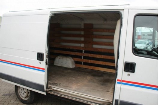 Fiat Ducato - 11 2.3 JTD 320 Excl. BTW radio, elektrische ramen, 2 achterdeuren, trekhaak, rechter s - 1