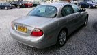 Jaguar S-type - S-type 3.0 V6 Executive NAVI LEER NAP - 1 - Thumbnail