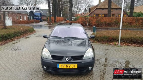 Renault Clio - CLIO; 1.6 16V E4 - 1