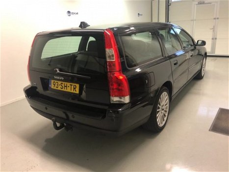 Volvo V70 - 2.4D KINETIC MOOIE EN NETTE AUTO EURO 4 - 1