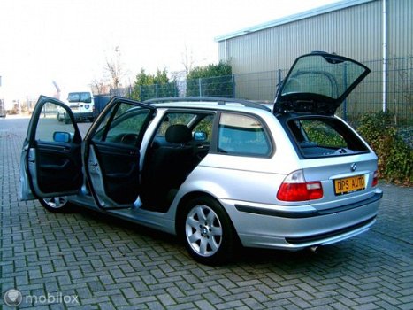 BMW 3-serie Touring - - 316i 1.8i E46 Black & Silver Line - 1