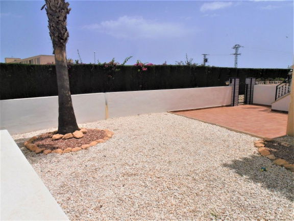 Tof appartement in VILLAMARTIN met balkon bij zwembad en golfbanen - Afbeelding 4