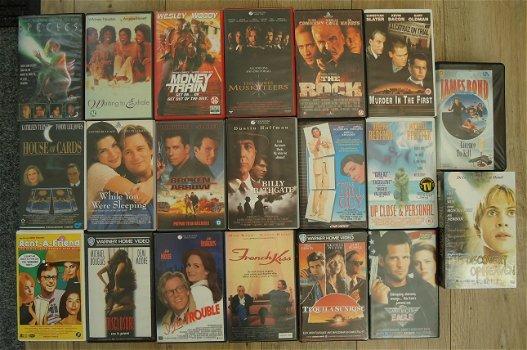 Zes originele VHS-videofilms van videotheek (ex-rental). - 6