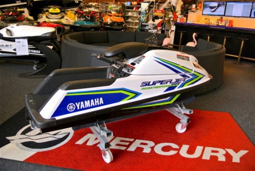 Yamaha Superjet 700 (2019) - 3