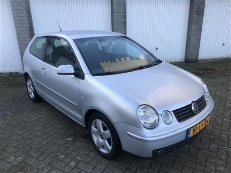 Volkswagen Polo - 1.4 TDI Sportline - 1