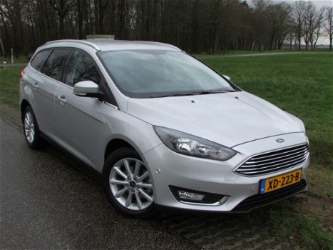 Ford Focus Wagon - 1.0 ECOBOOST 125PK / NAVI / PDC / 11DKM - 1