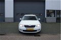 Skoda Octavia Combi - 1.6 TDI DSG/Navi/Camera/Airco/multifuncioneelStuurwiel - 1 - Thumbnail