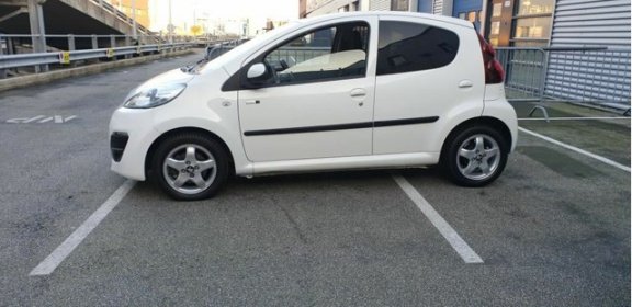 Peugeot 107 - 1.0 Sportium Airco/Elek pakk/Nw APK/Garantie - 1