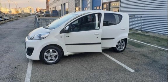 Peugeot 107 - 1.0 Sportium Airco/Elek pakk/Nw APK/Garantie - 1