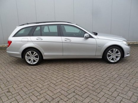 Mercedes-Benz C-klasse Estate - 180 CGi Combi *2011 Facelift *Navi *PDC *Clima *Stoel verw* - 1