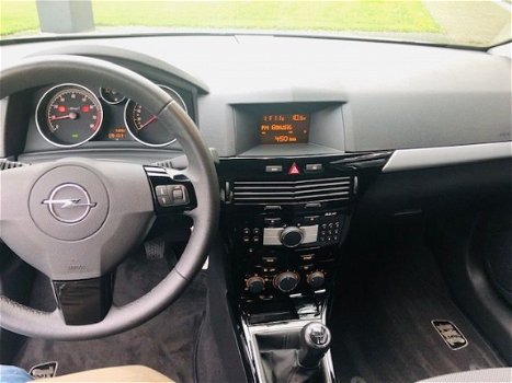 Opel Astra GTC - 1.6 16V 85KW OPC LINE AC MP3 17