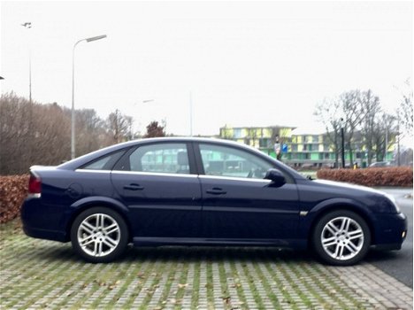 Opel Vectra GTS - 2.2 DTi-16V SPORT EDITION AUTOMAAT - 1