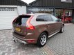 Volvo XC60 2.4 D5 R-Design AWD AUTOMAAT Xenon/Pdc/Camera/Afn.Trhaak! - 3 - Thumbnail