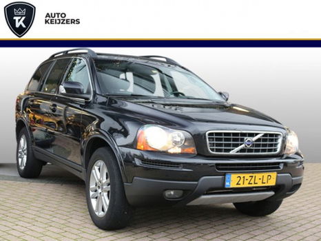 Volvo XC90 - 2.4 D5 Momentum 7 Persoons Leer ECC Afn. Trekhaak - 1