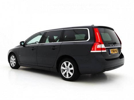 Volvo V70 - 1.6 D2 Kinetic *VOLLEDER+NAVI+PDC+ECC+CRUISE - 1