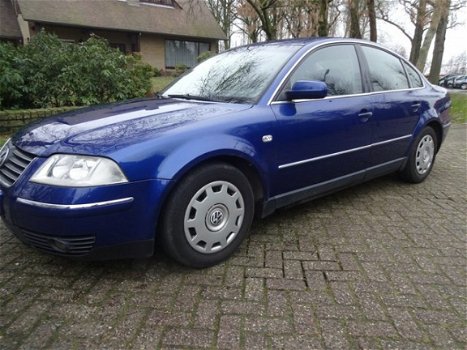 Volkswagen Passat - 1.9 TDI Arctic.Automaat - 1