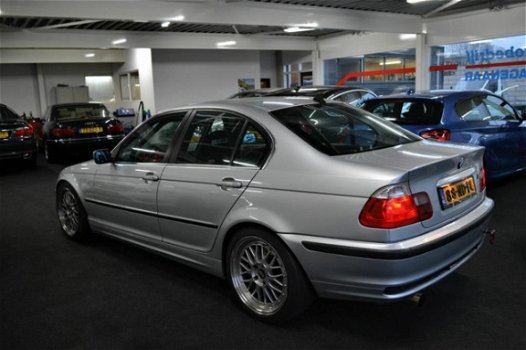 BMW 3-serie - 325i Executive circuit klaar - 1