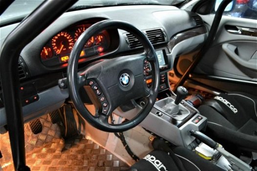 BMW 3-serie - 325i Executive circuit klaar - 1