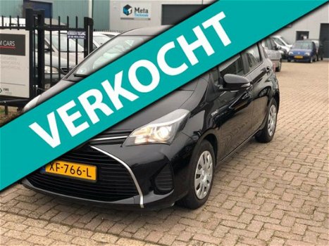 Toyota Yaris - 1.5 Hybrid Now Stoelverwarming|Clima|BT|Achteruitcam|APK-Garantie|1steEig|Facelift| - 1