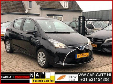 Toyota Yaris - 1.5 Hybrid Now Stoelverwarming|Clima|BT|Achteruitcam|APK-Garantie|1steEig|Facelift| - 1