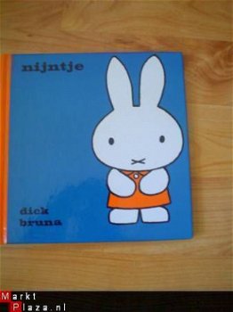 reeks Nijntje en soortgelijke boekjes door Dick Bruna - 1